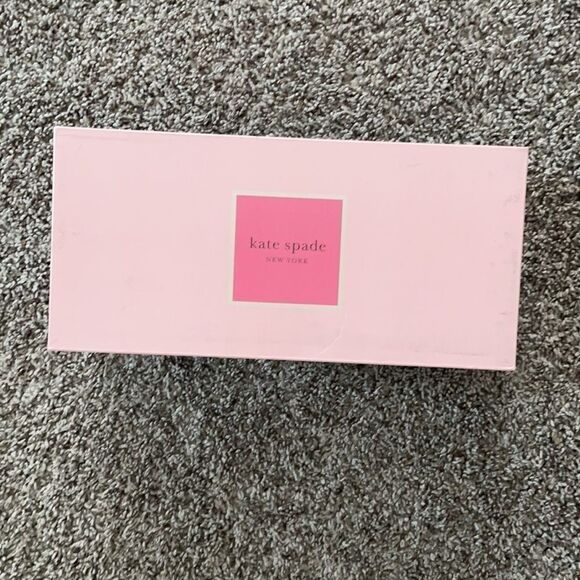 Kate Spade Hello Sunshine Flip Flops​​​​​ - Picture 6 of 8